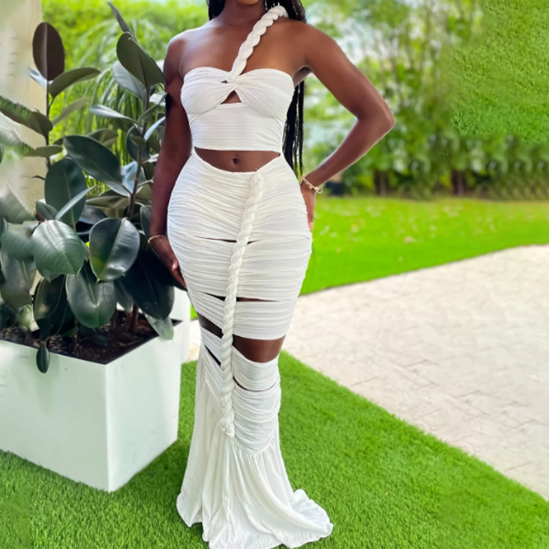 Women's One-shoulder Hollow Design Twist Pleated Dress