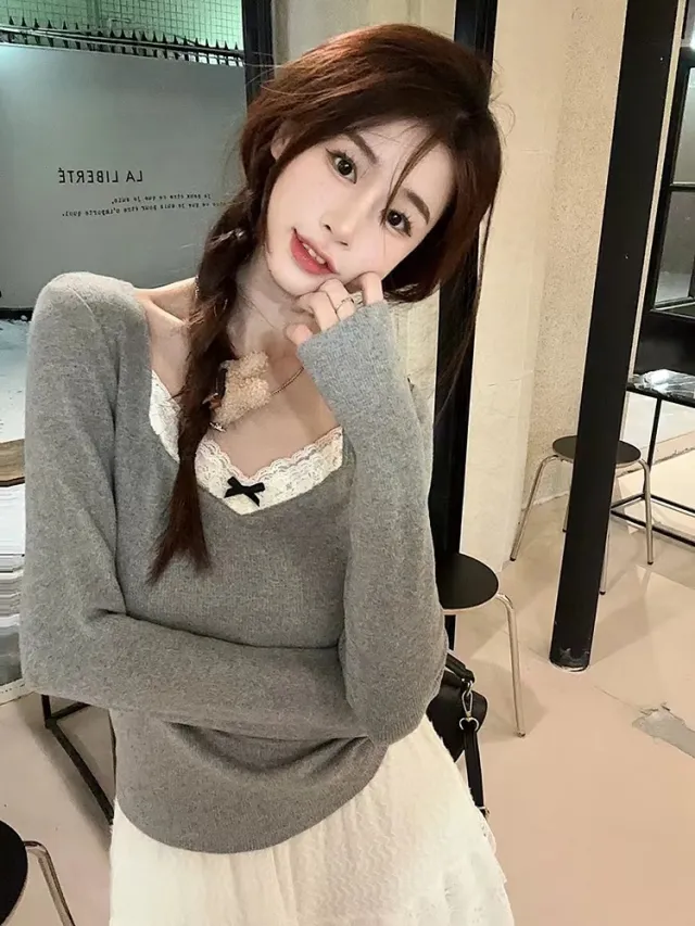 Autumn And Winter Brushed Warm Sweet Inner Bottoming Shirt Women Gray - Shop at LoveMi