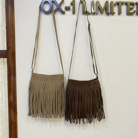 Artistic Tassel Simple and Popular Shoulder Bag