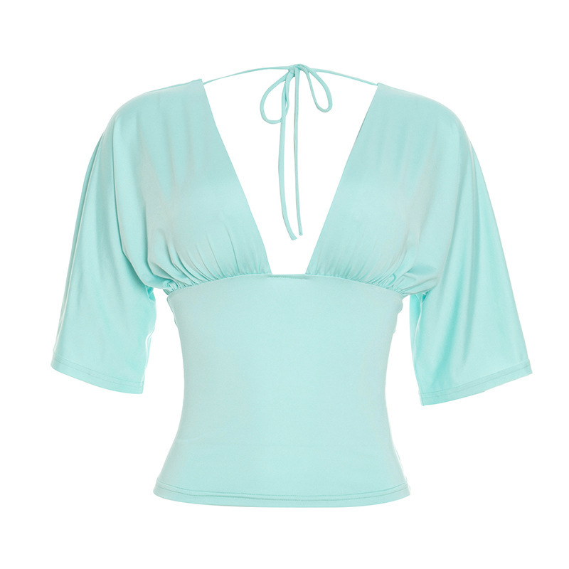 Blusa Feminina com Costas Abertas e Cintura Marcada
