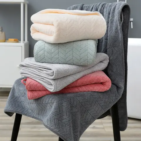Coral Fleece Bath Towel Thickening Absorbent