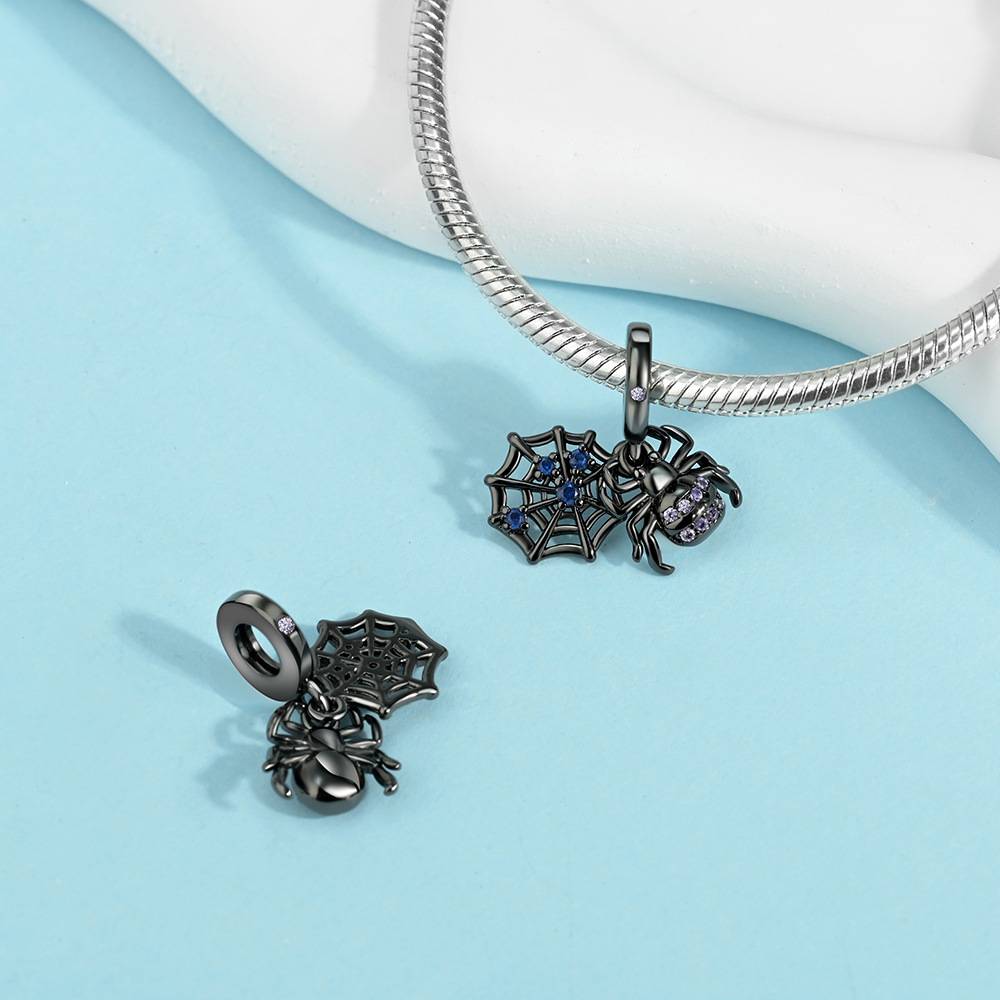 Fashionable Silver-Plated Black-Gold Bat Bead Pendant