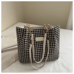 Fall Idle Style Chain Tote Shoulder Large Capacity - Beige - View 1