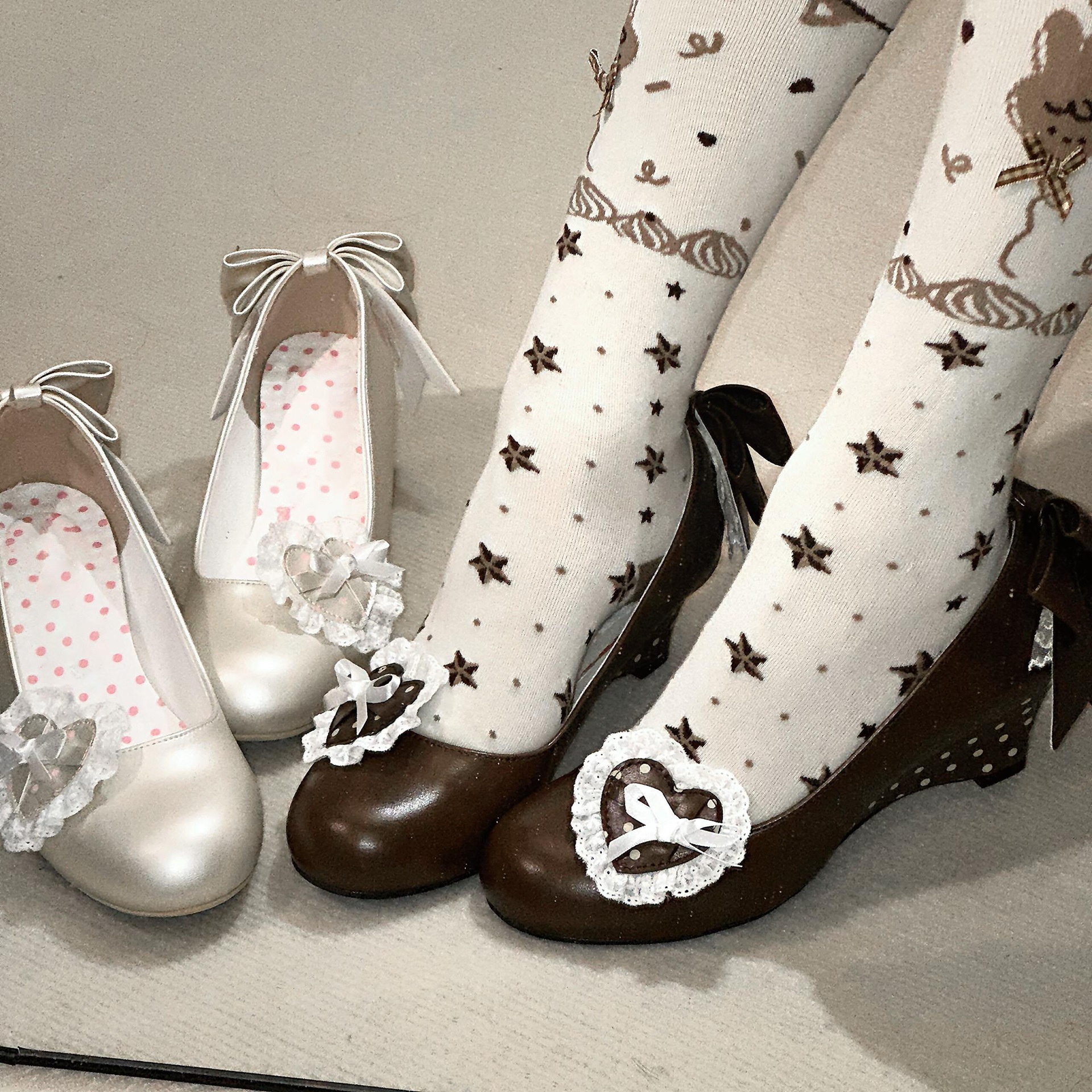 Lace Heart-shaped Buckle Wedge Womens Bow Pumps