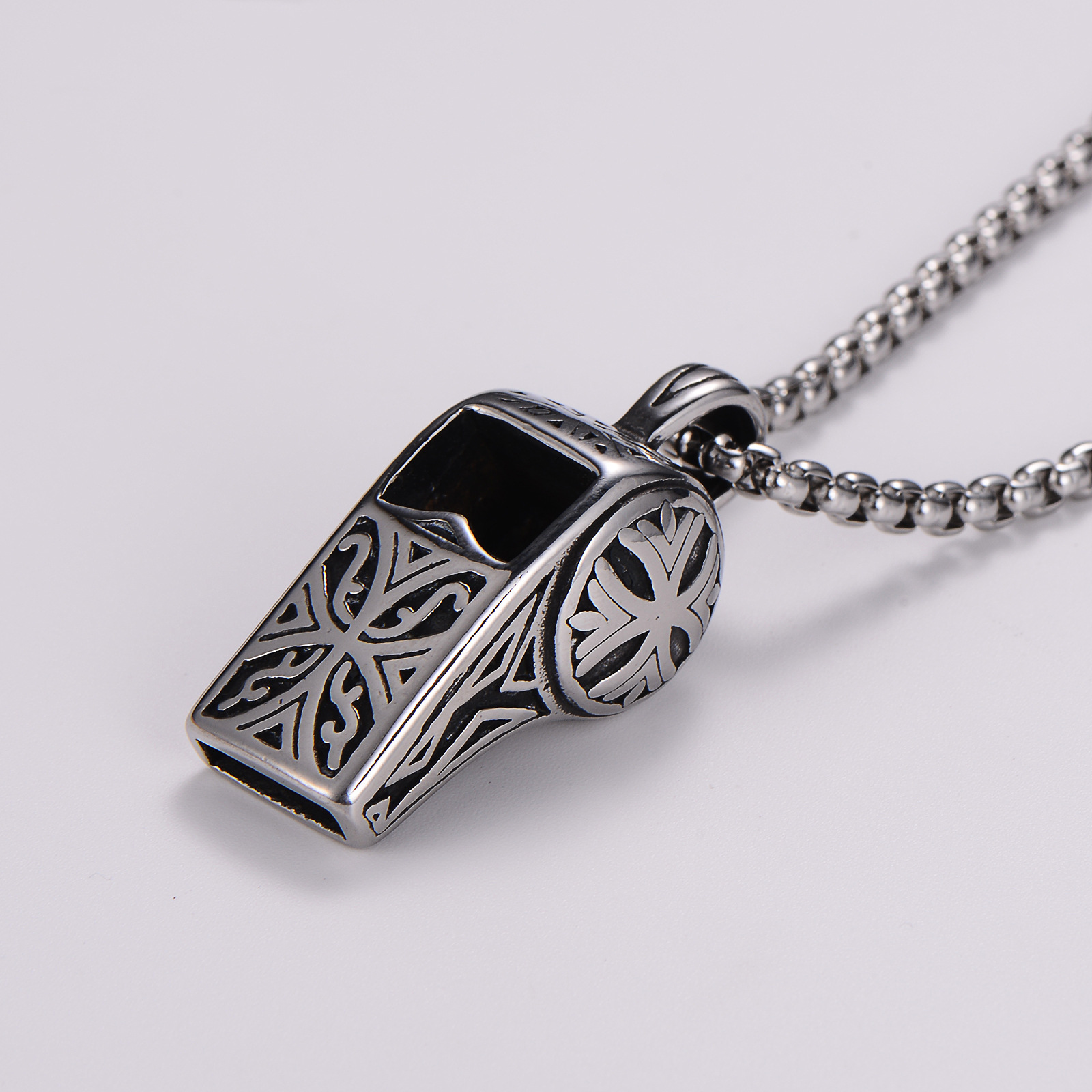 European Hip Hop Personalized Lace Whistle Stainless Steel Necklace