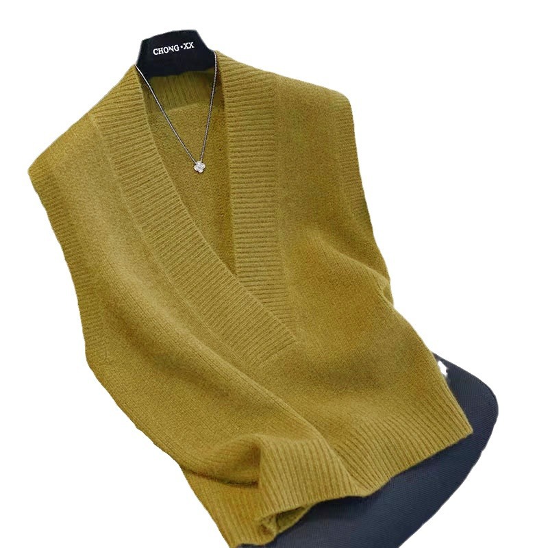 Large V-neck Loose Slimming Inner Wear Sleeveless Sweater Vest