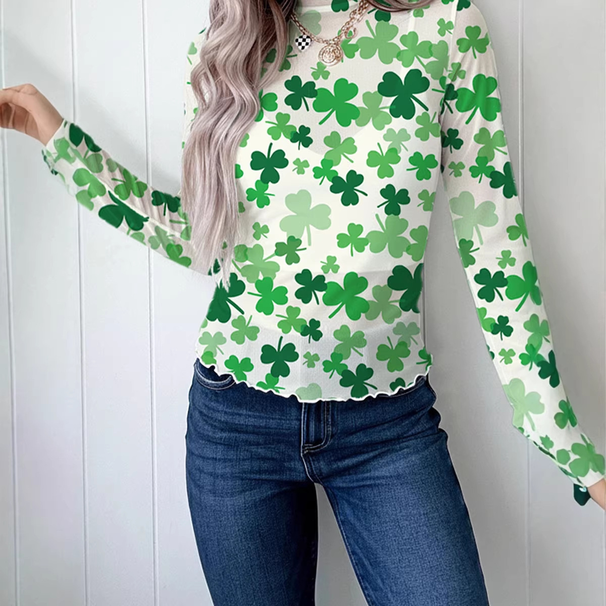 Fashionable Slim-fit Top With A Clover Print For Women