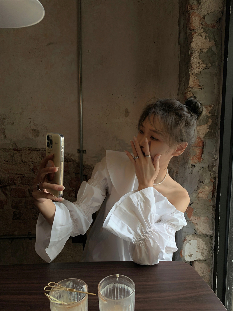 Buy Women's Clothing Online | Buy Trending Dresses for Women