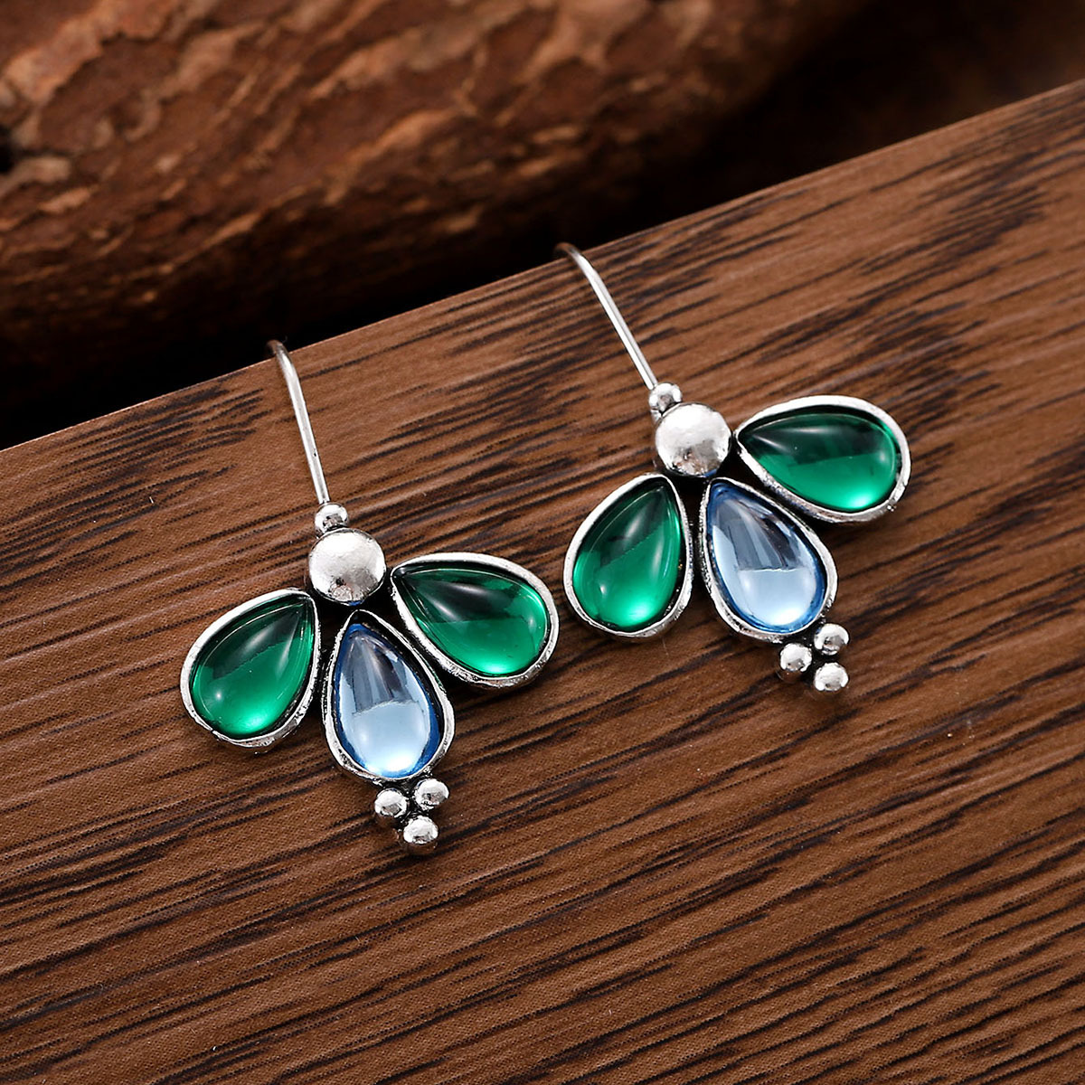 Retro Creative Sapphire And Emerald Earrings For Women