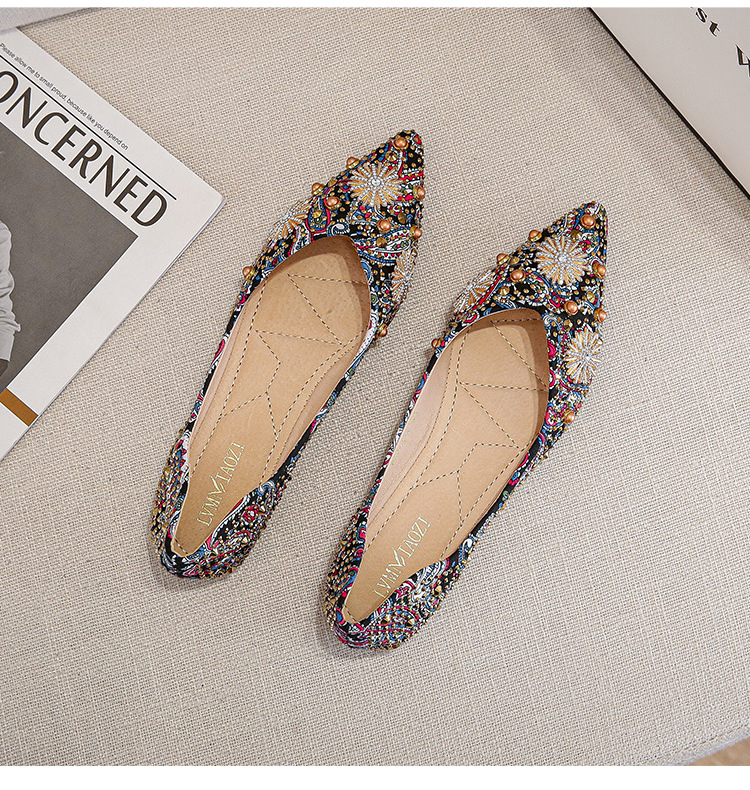 Title 11, Sapatos femininos flats estampados com strass e...