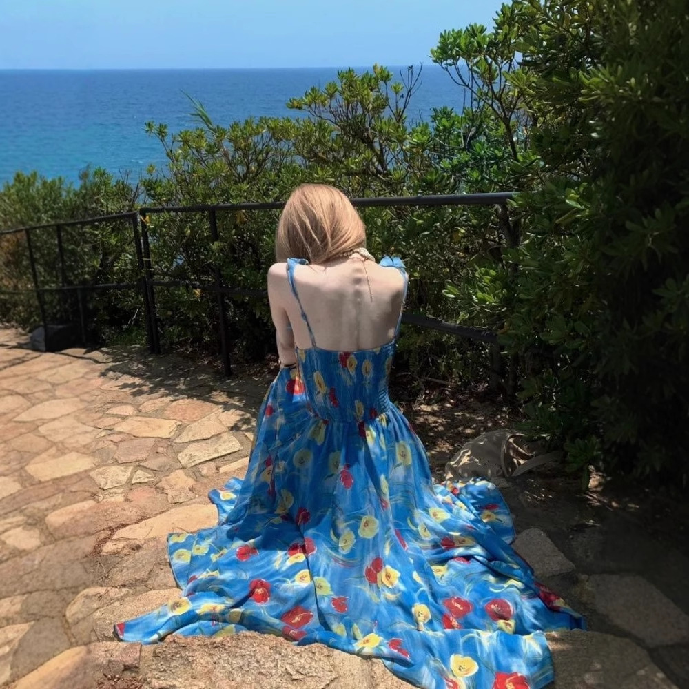 French Vacation Style Floral V-neck Strap Dress