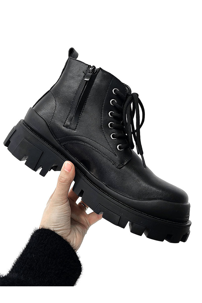 Title 21, British Style Black High-grade Boots