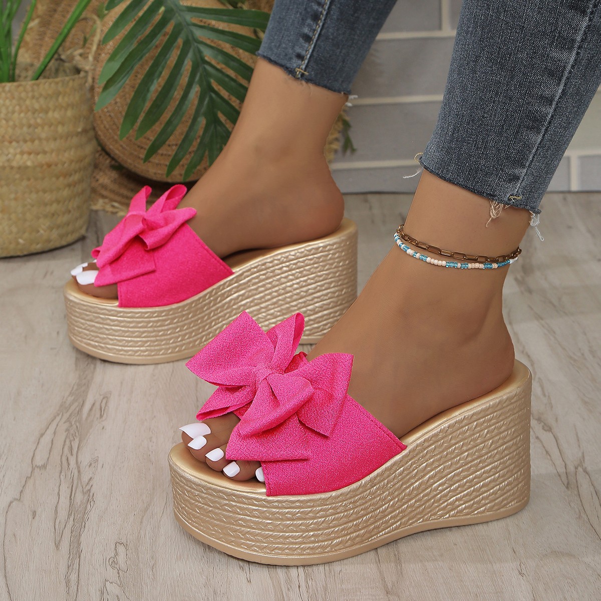 Fashionable Bow-Decorated Womens Wedge Sandals