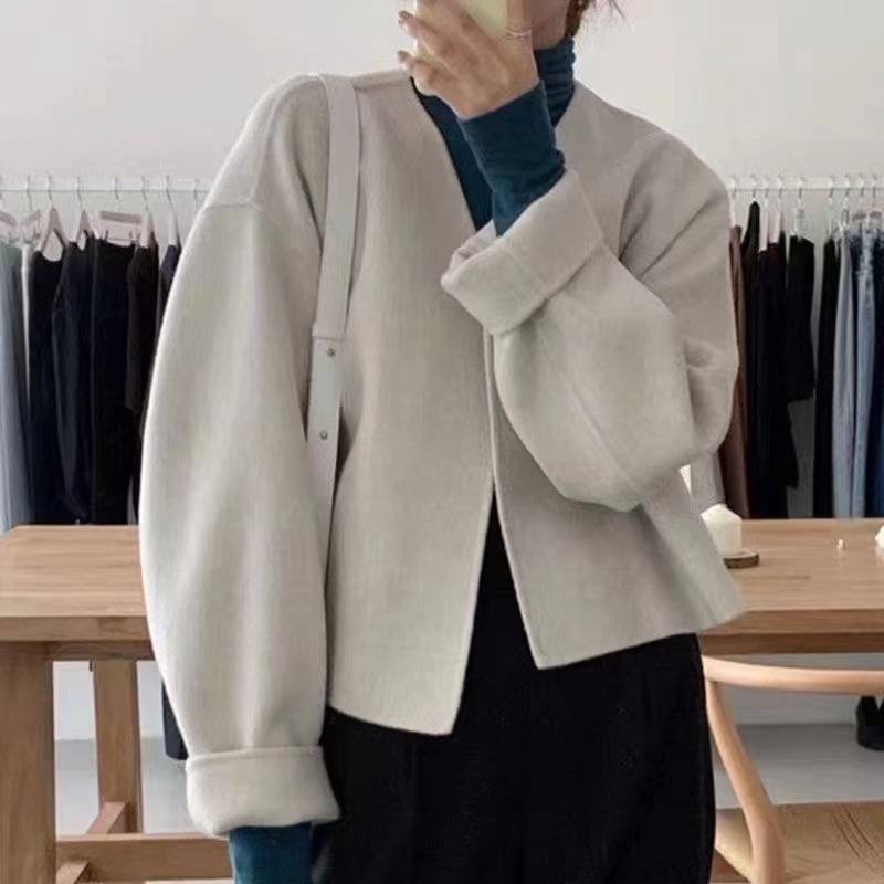 https://cf.cjdropshipping.com/quick/product/ce6a8475-b38b-47f1-ad3e-c2586d4c6c44.jpg