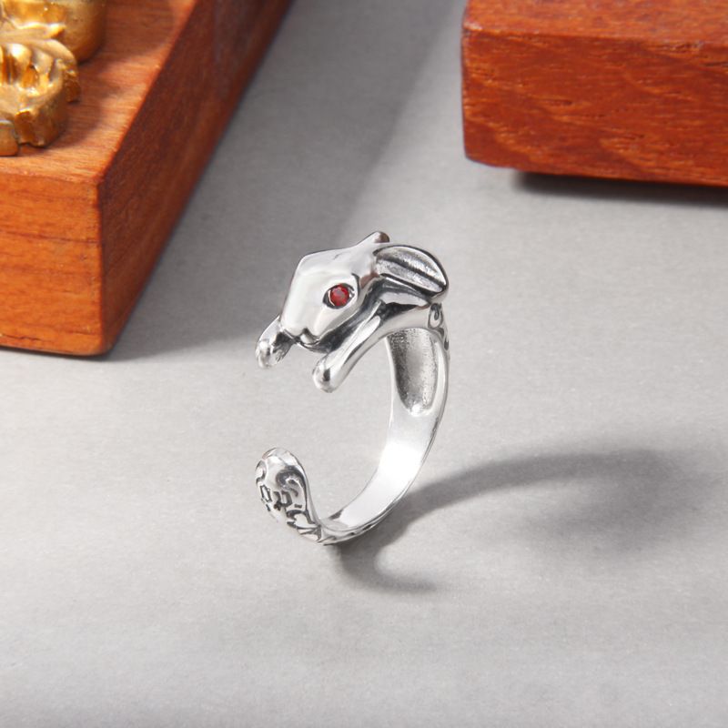 Womens Trendy Personalized Vintage Style Distressed Niche Design Ring