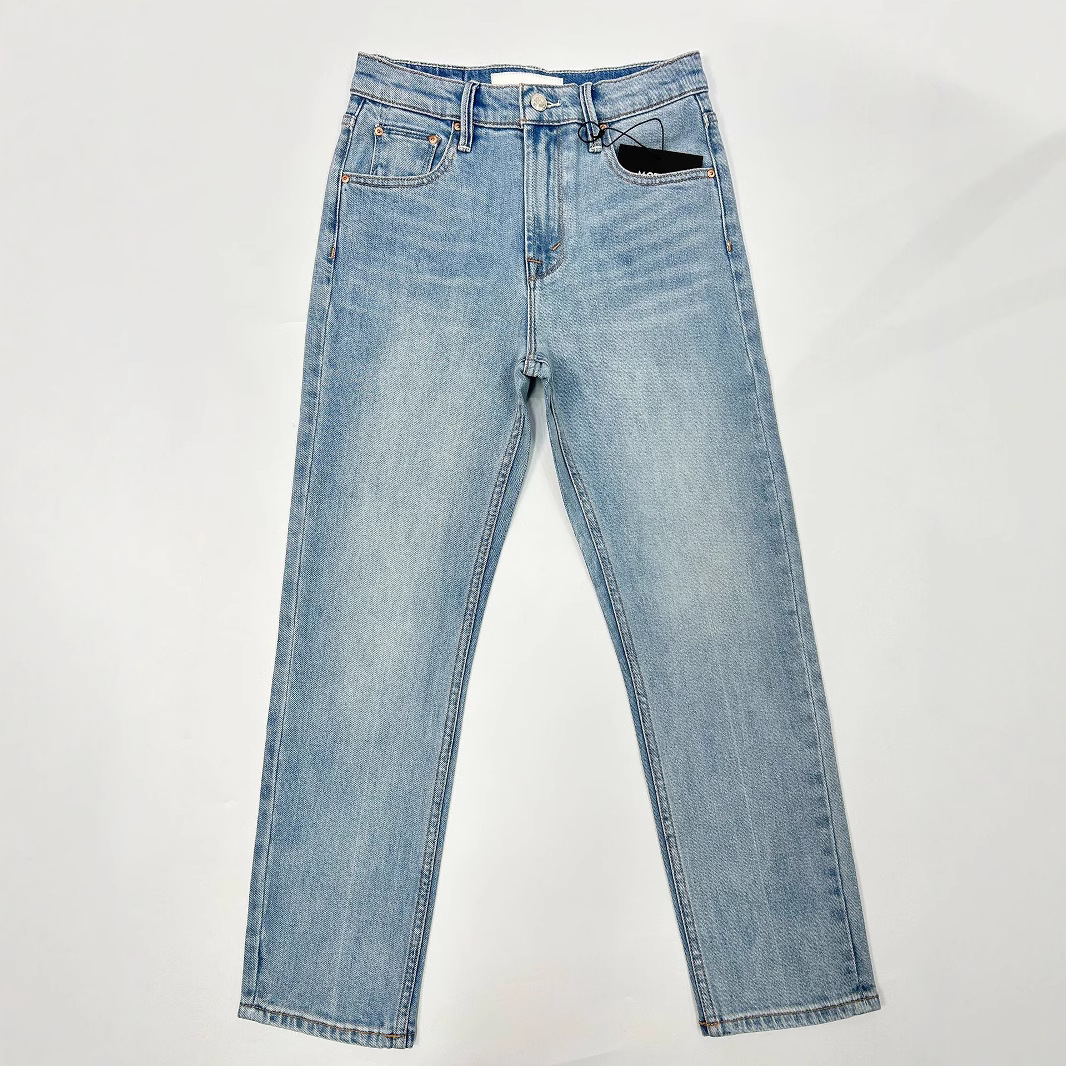 https://cf.cjdropshipping.com/quick/product/ce709f4b-d9d8-4d8c-8e81-c54347dc9573.jpg