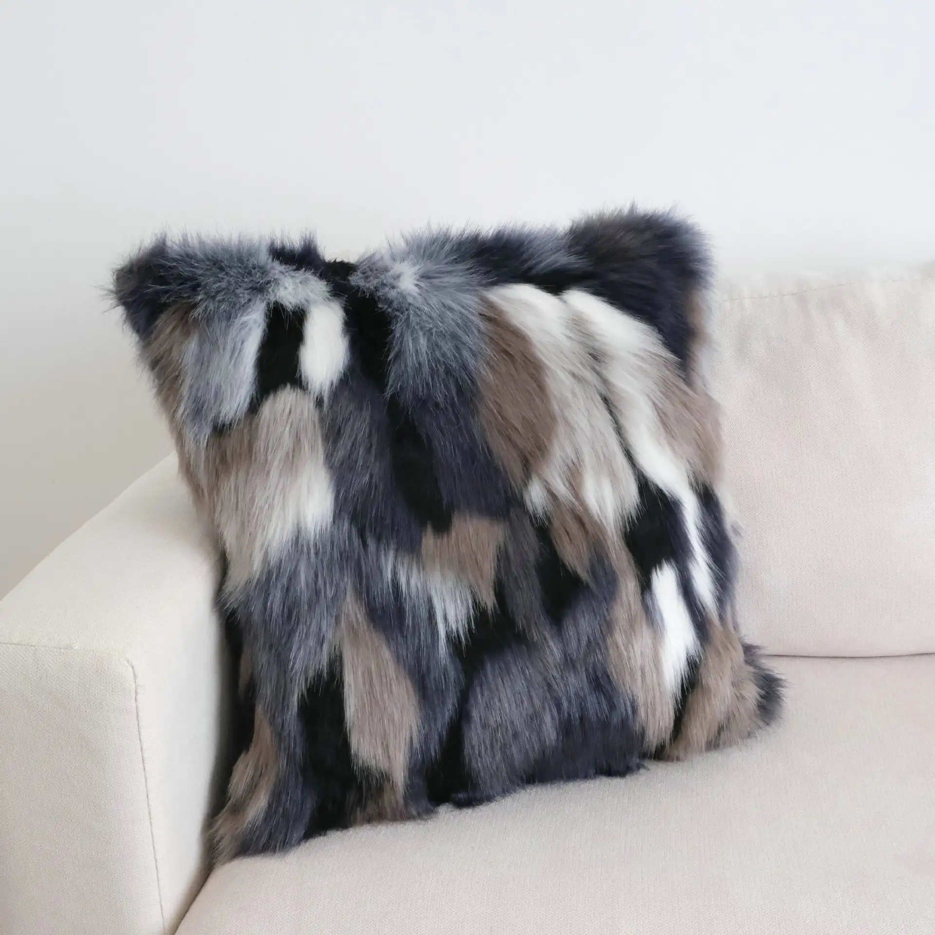 Pp Cotton Light Luxury Mink-like Fur Pillow