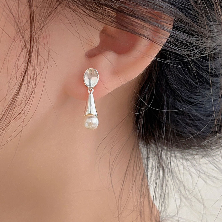 Simple Pearl Elegant Earrings For Women