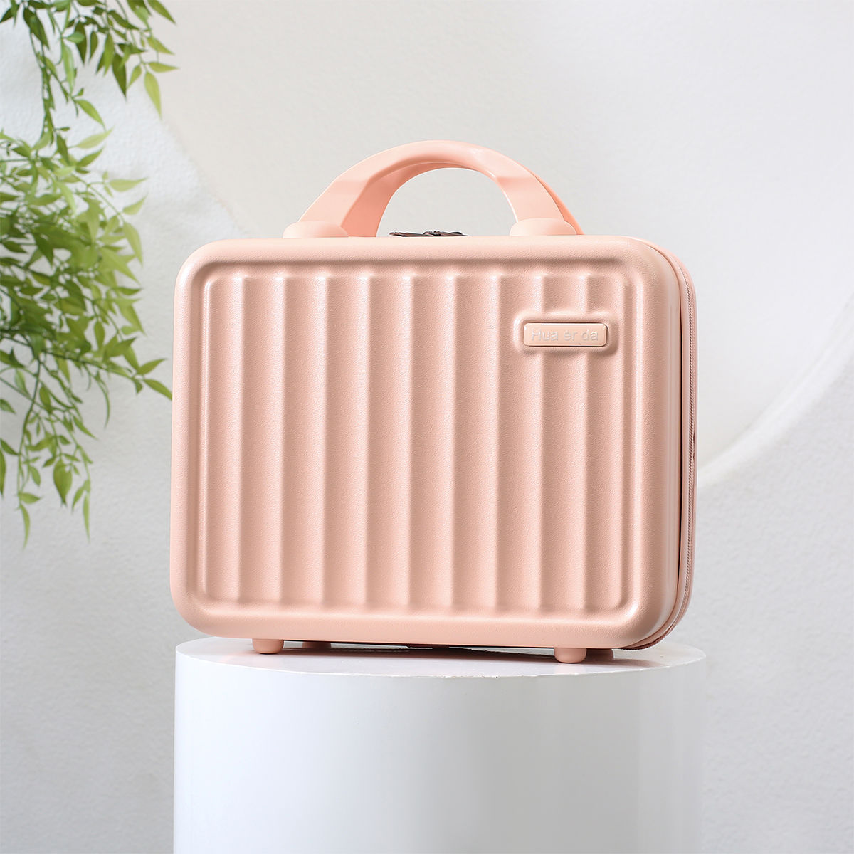 A Lightweight Compact Suitcase With Sleek Minimalist Design