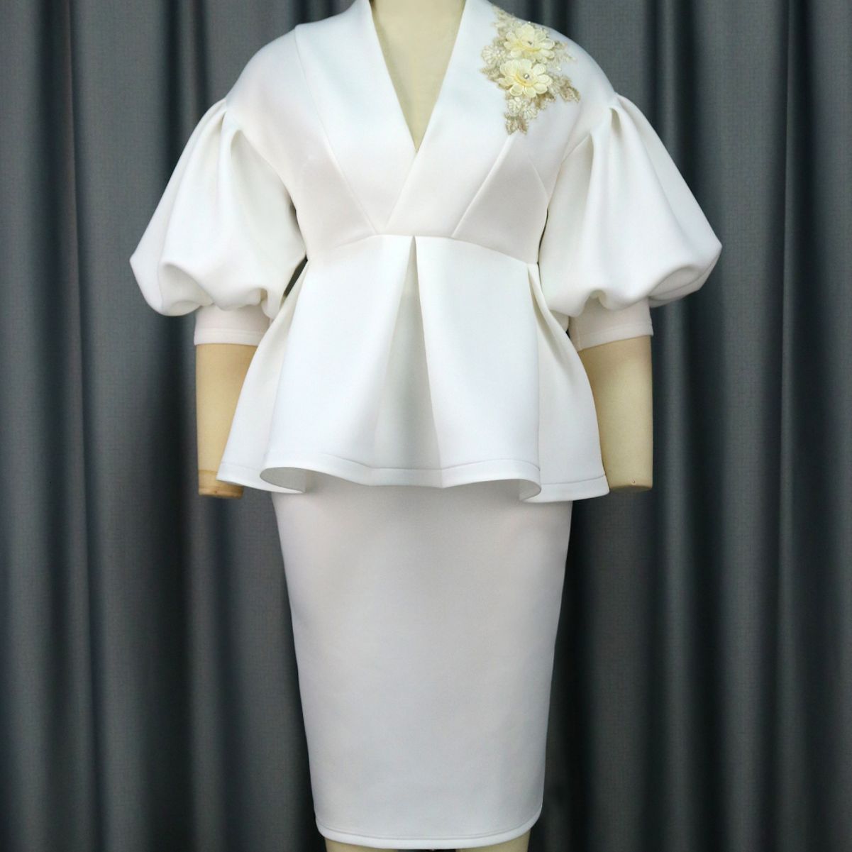 Solid Color Lantern Sleeve Suit