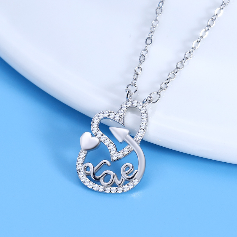 Heart Shaped Hollow Jeweled Necklace