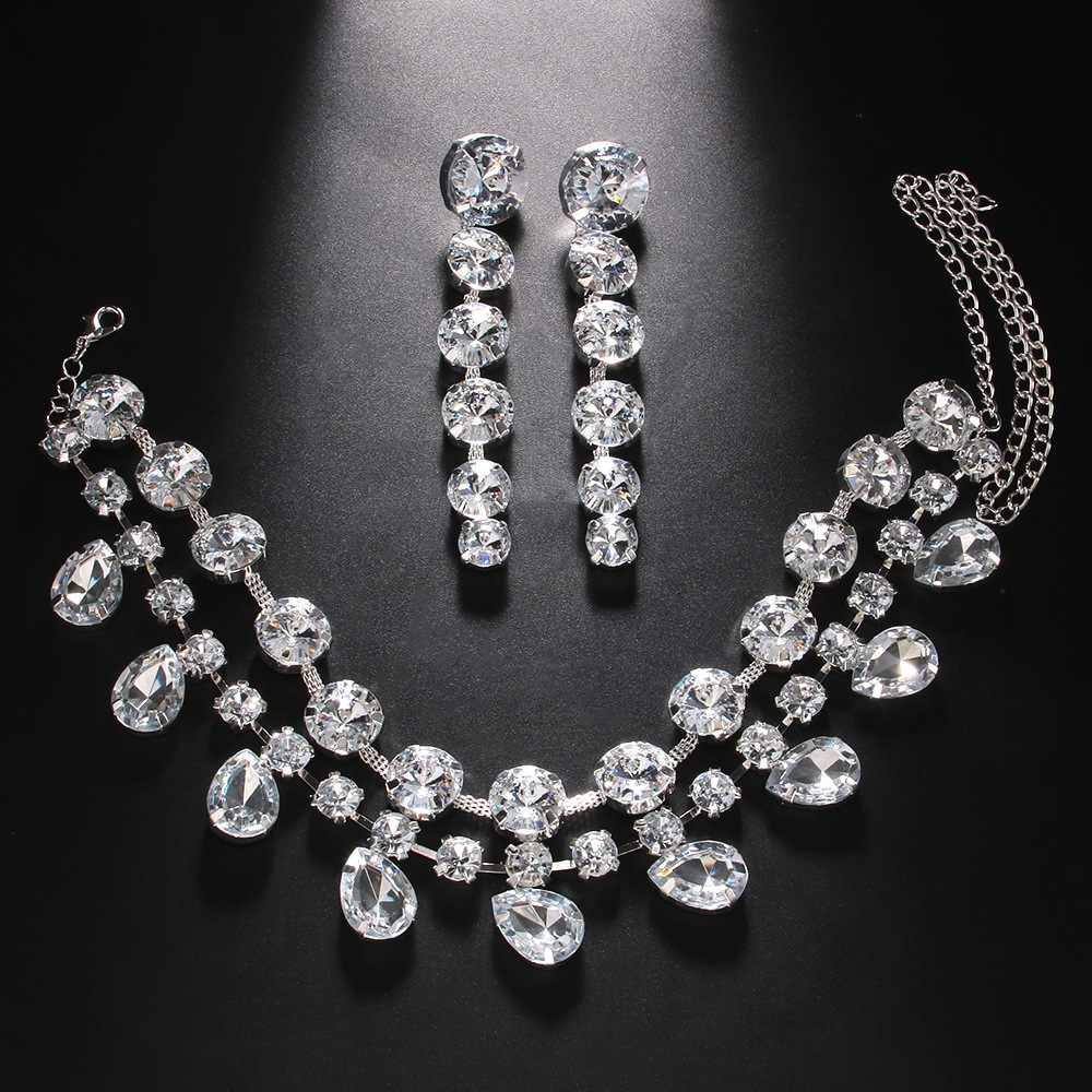 Women's Stylish Round Multi-layer Necklace Suit