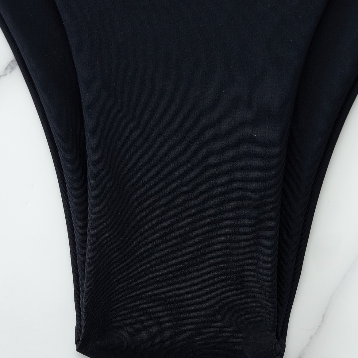 https://cf.cjdropshipping.com/quick/product/ceeedf26-7962-40f9-ac44-76f3fc24651a.jpg