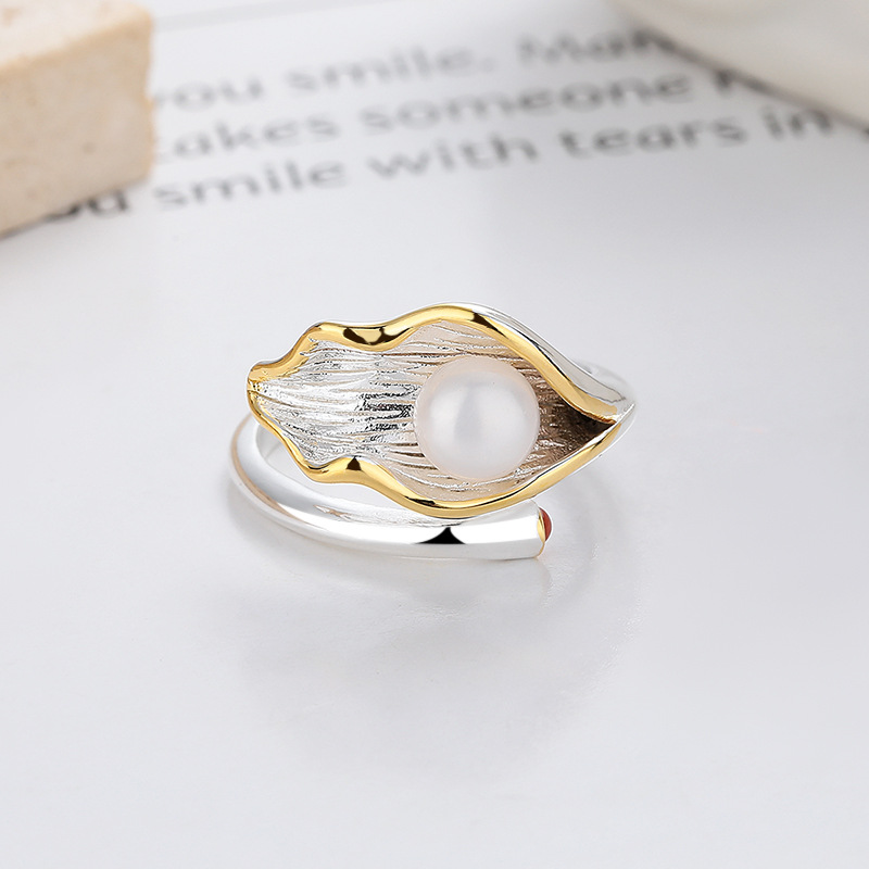 Sterling Silver Exaggerated Leaf Color Matching Pearl