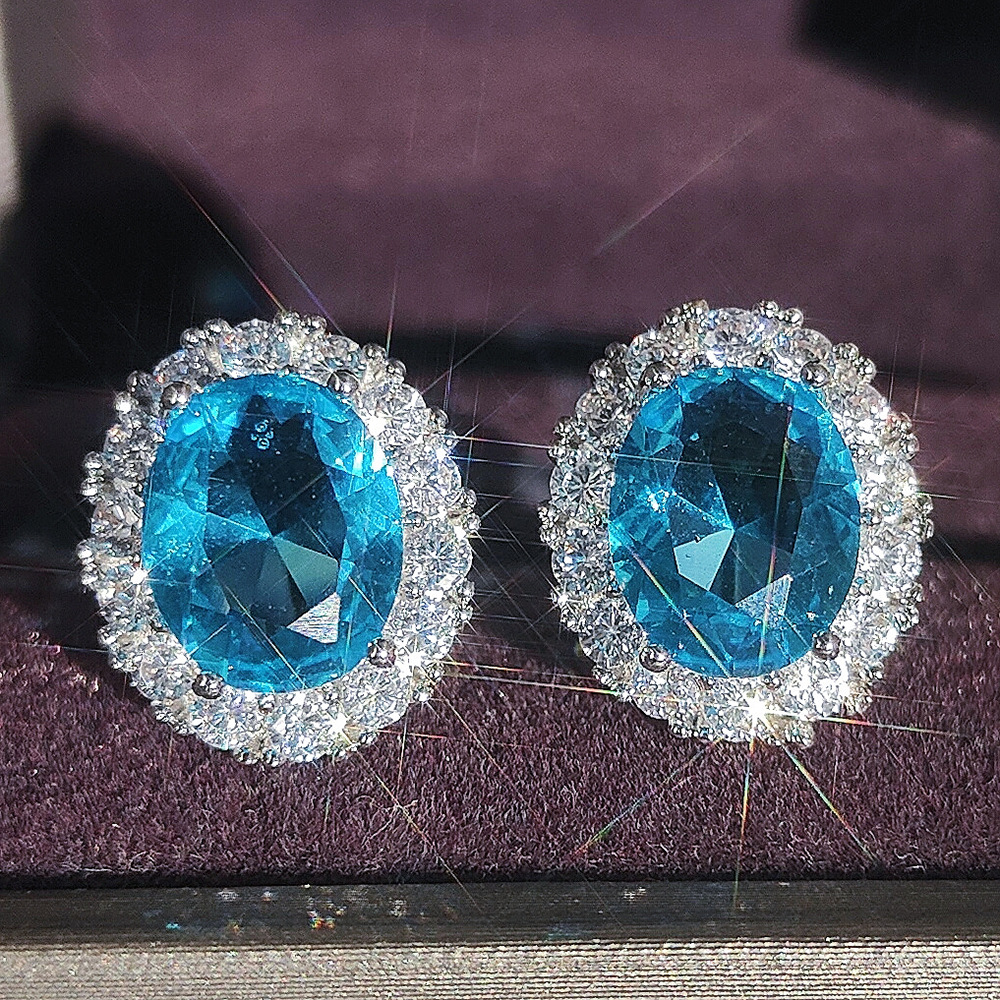 Buy Women's Clothing Online | Buy Trending Dresses for Women