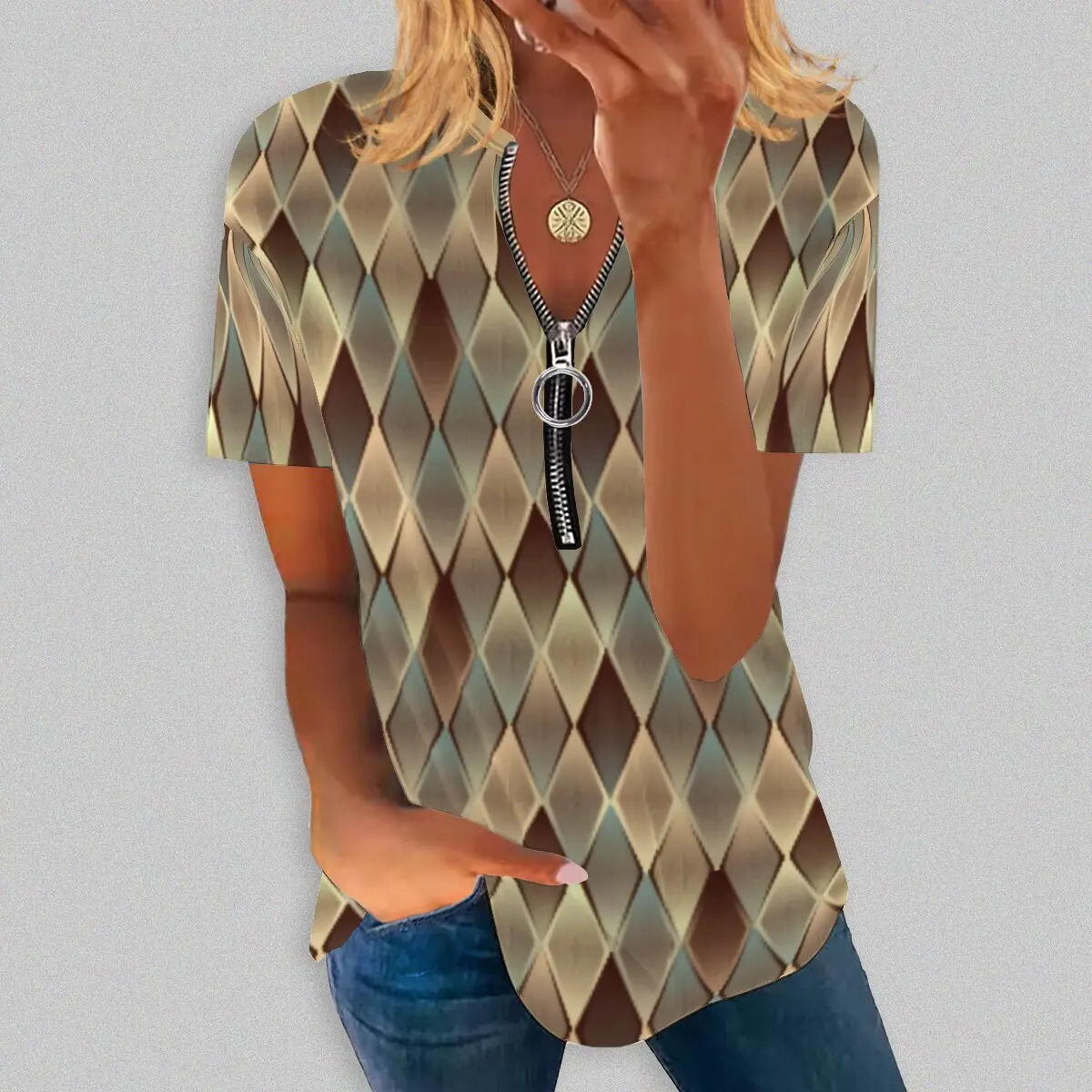 Diamond-check Print Zip-up Shirt With A Crew Neck And Short Sleeves