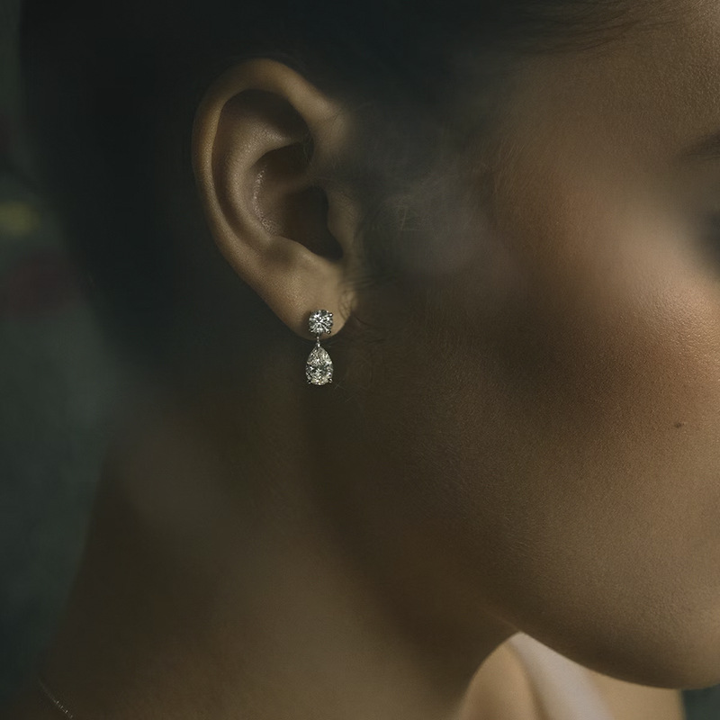 Women's Simple S925 Sterling Silver Small Diamond Stud Earrings