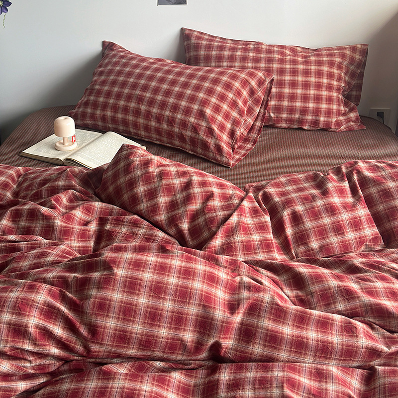 Cotton Four-Piece Bedding Set