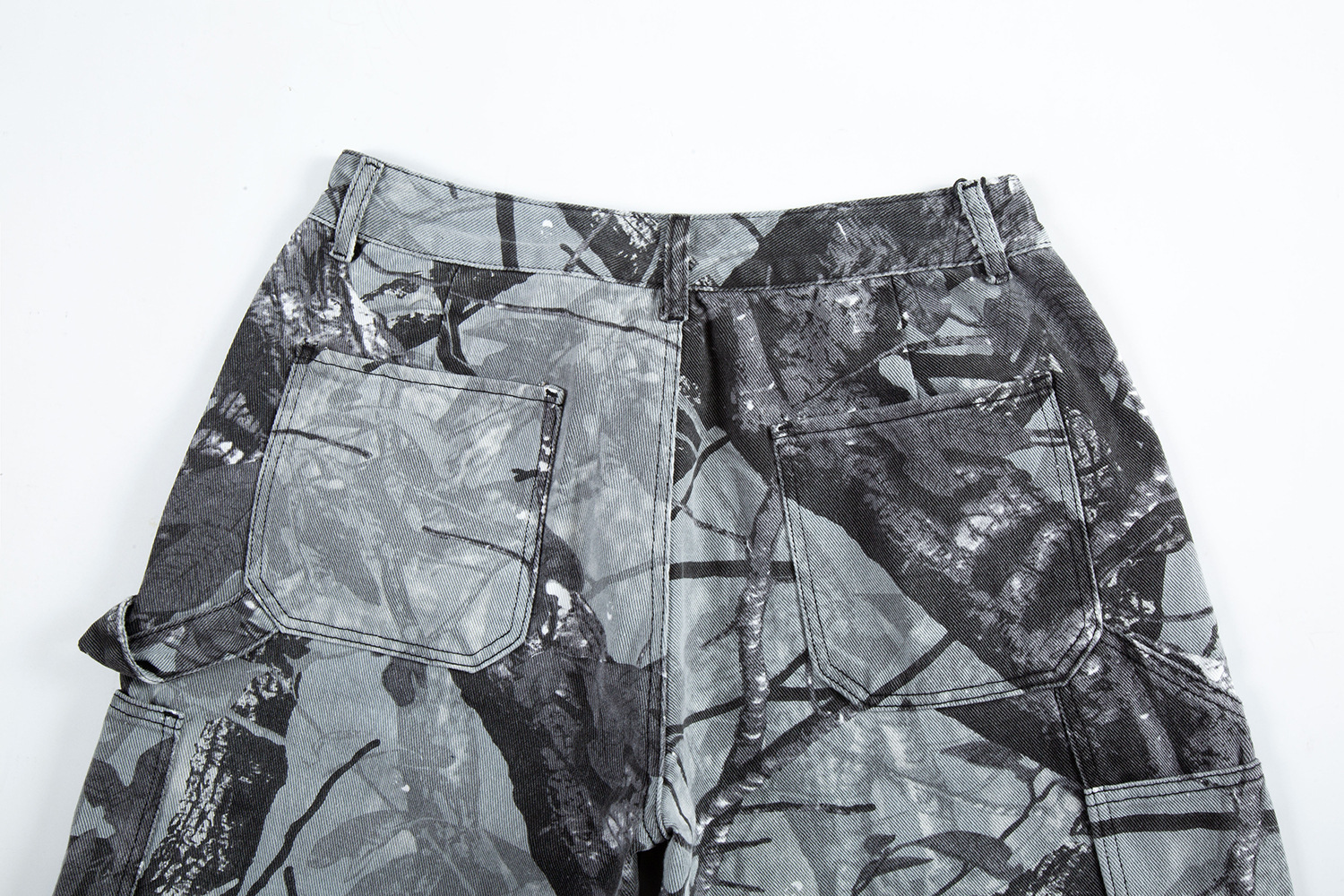 High Street Leaves Camouflage Denim Shorts