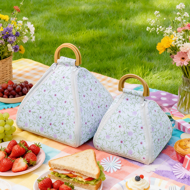 Multifunctional Picnic Mat Foldable Cushion Waterproof