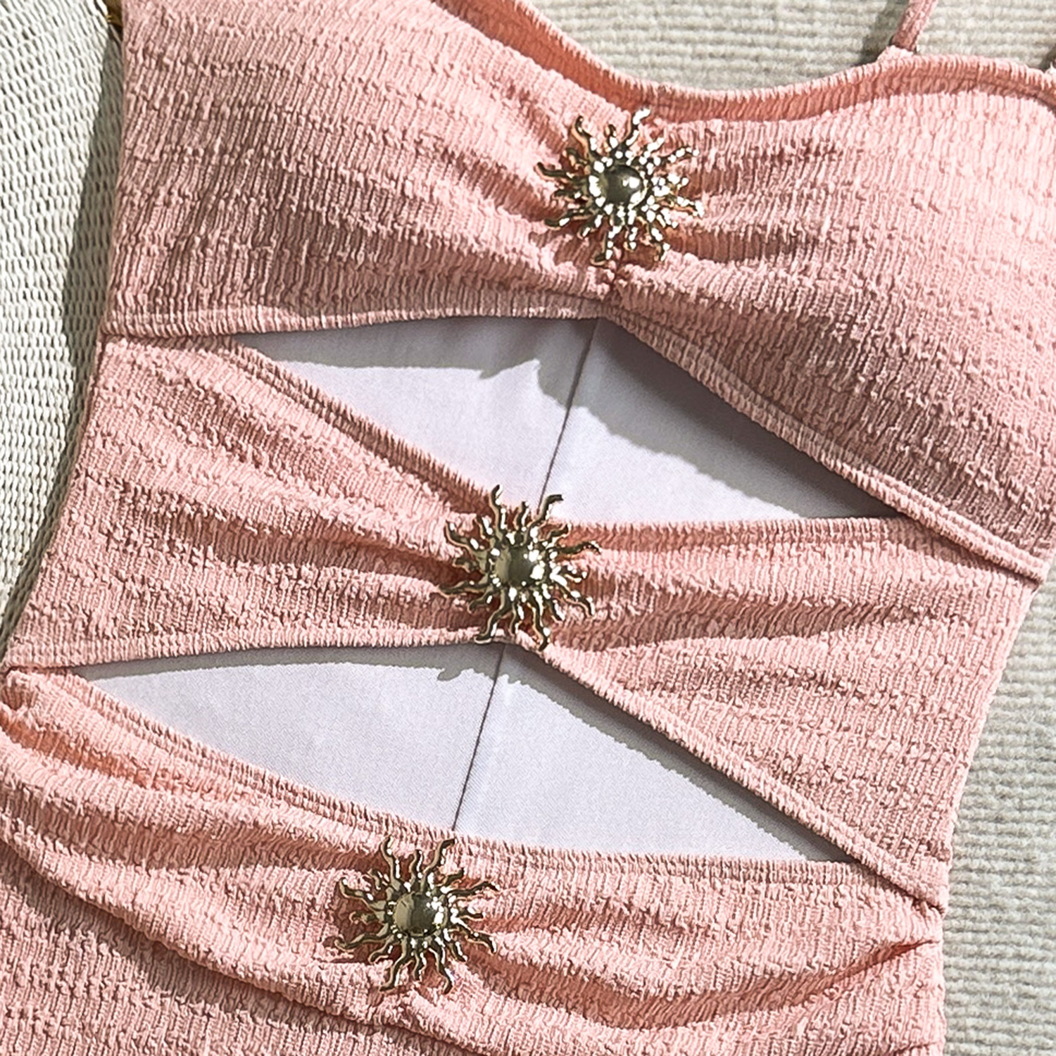 Buy Women's Clothing Online | Buy Trending Dresses for Women