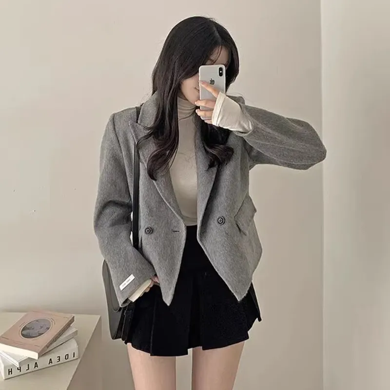 Women's Solid Colour Casual Loose Woolen Jacket - Grey