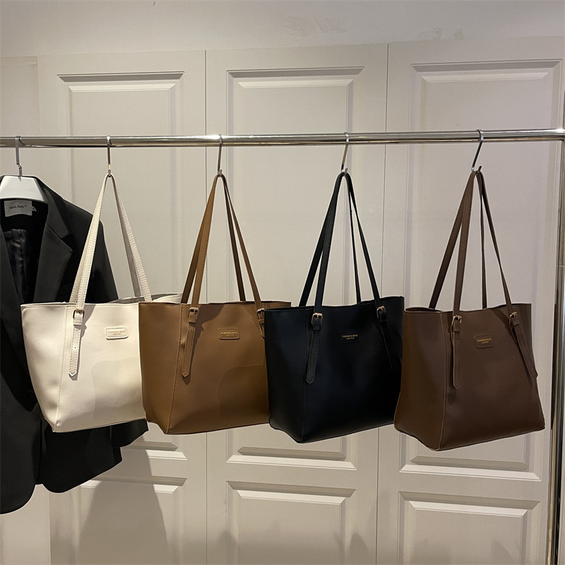 New Winter Solid-color Chic Tote Bag For Women