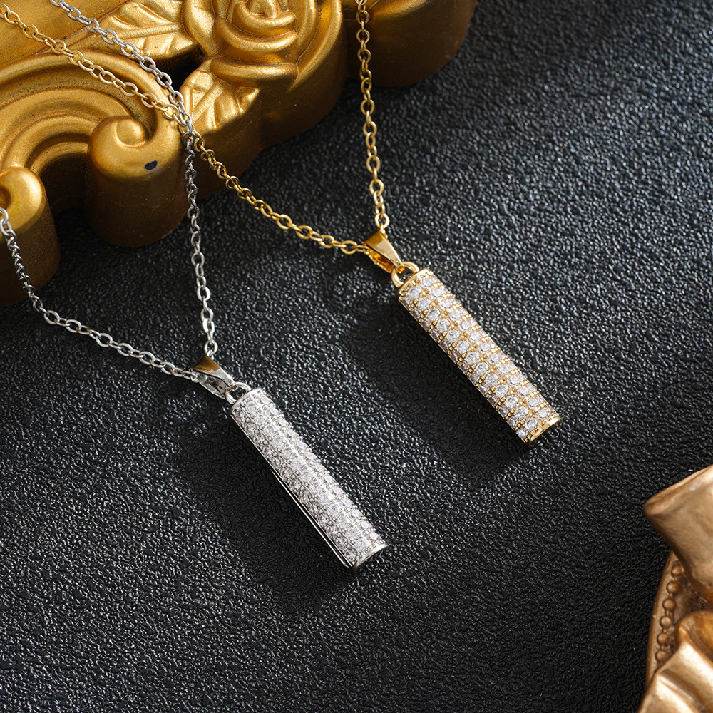 Full-diamond Cylindrical Necklace With A Luxurious Feel