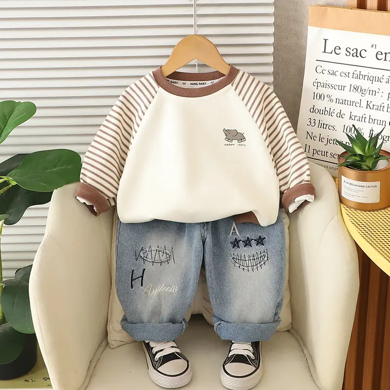 Trendy Two-piece Outfit For Boys And Girls Top And Pants
