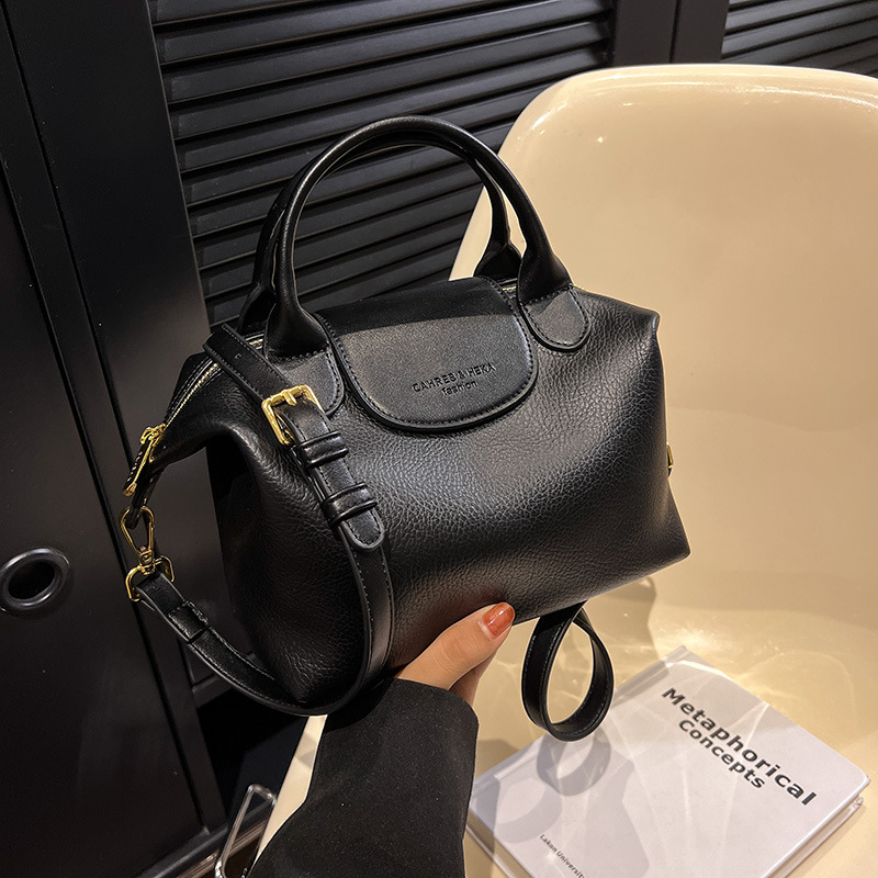 https://cf.cjdropshipping.com/quick/product/d115fa5c-df79-483a-af73-198fadf8838f.jpg