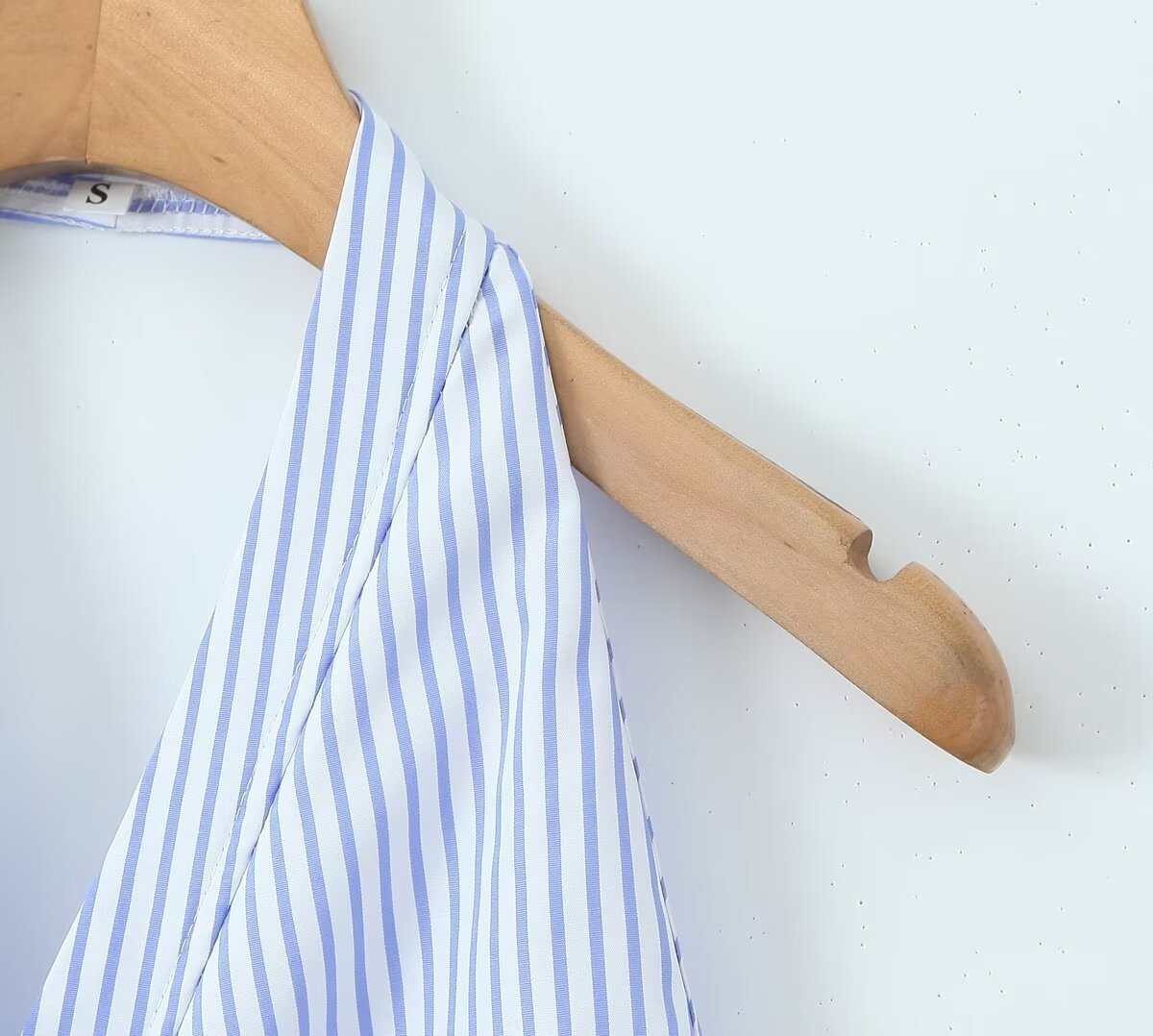 Halter-neck Knotted Striped Top For Women