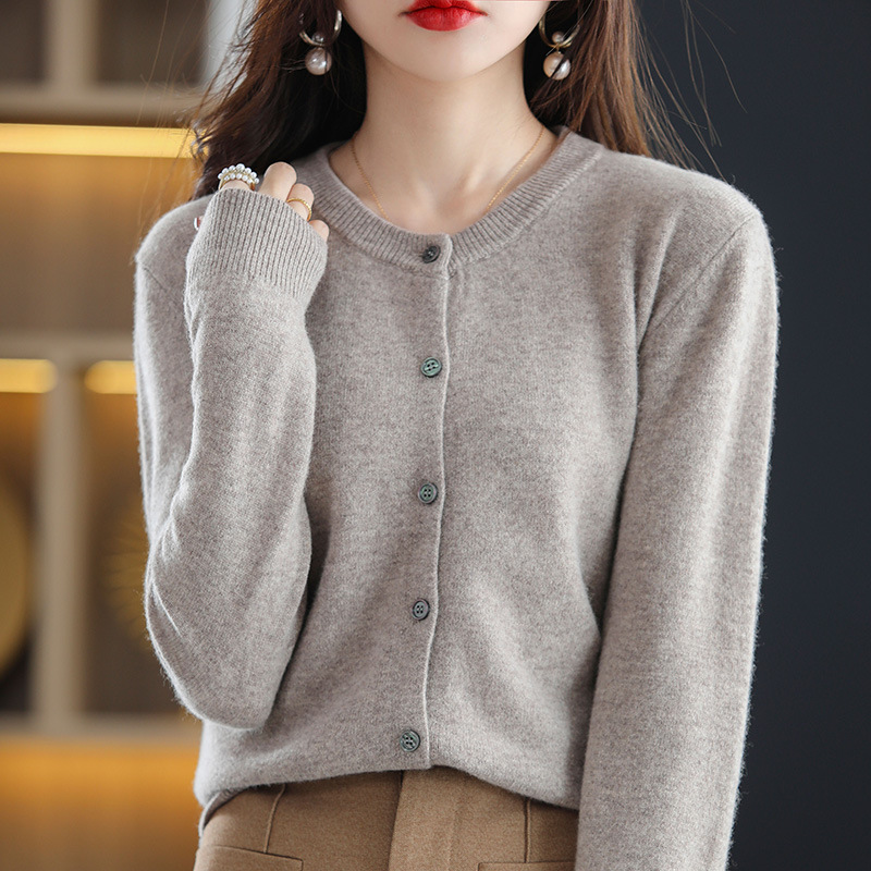 https://cf.cjdropshipping.com/quick/product/d1a1952d-81db-41d3-bb7c-1e7b70a196e7.jpg
