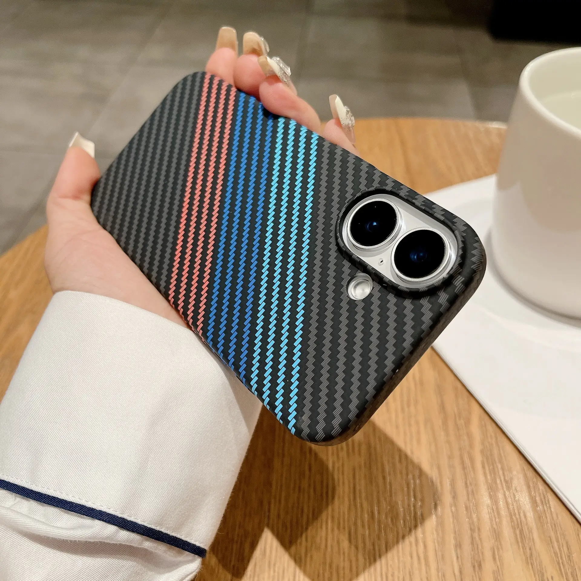 Applicable To 16Promax Carbon Fiber Magnetic Phone Case