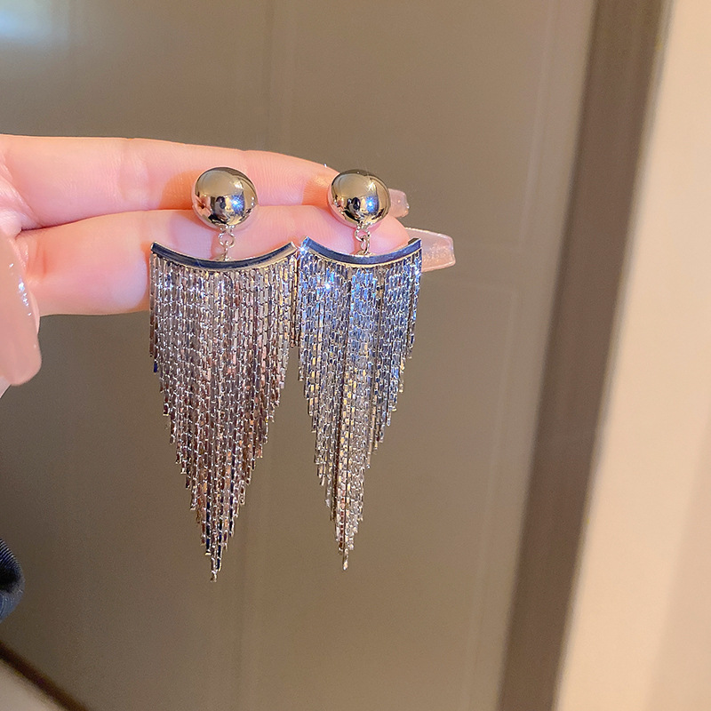 Small Niche Design, Long Exaggerated Earrings For Women