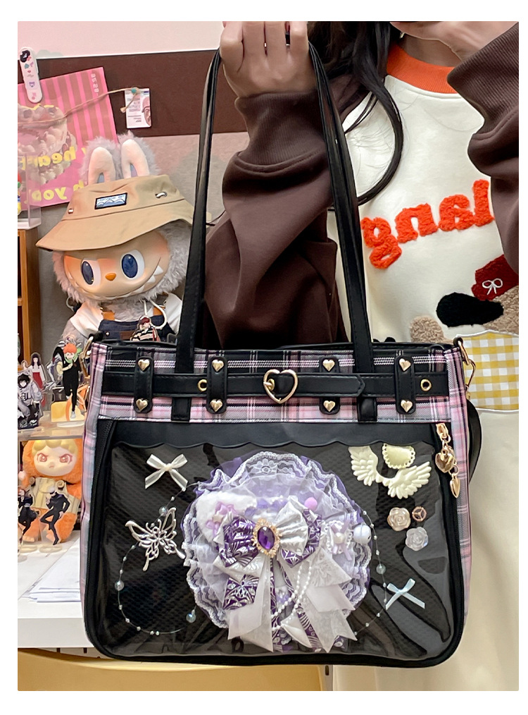 2D Manga inspired Bag 21 d1cb255b ffad 488a 90bf 70351ea5ec1d