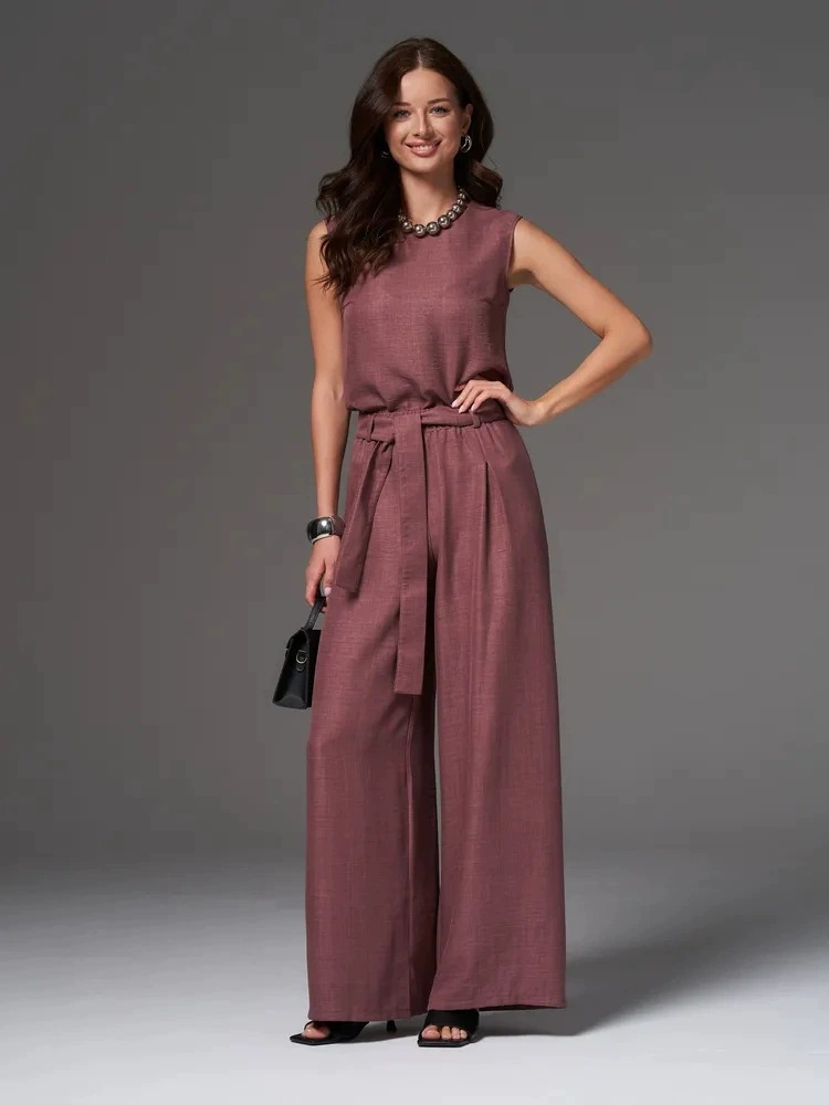 Sleeveless Cotton-Linen Wide-Leg Pants Set in Purplish Red – bold casual summer style
