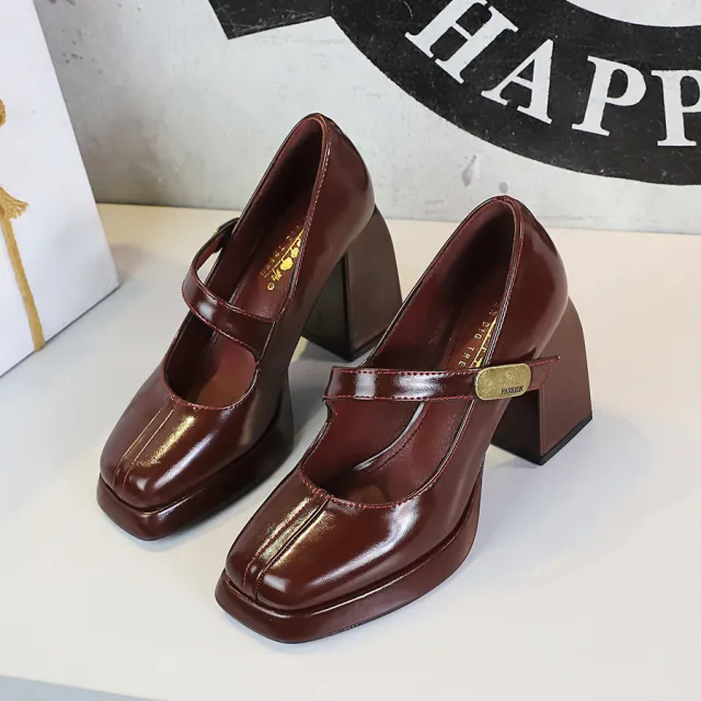 Retro style High Heels With Platform Metal Buckle And Single strap Sandals Red - Shop at LoveMi