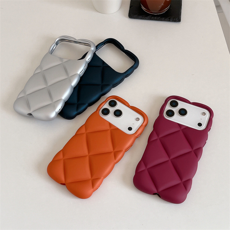 Leather Diamond Patterned Drop-proof Phone Case