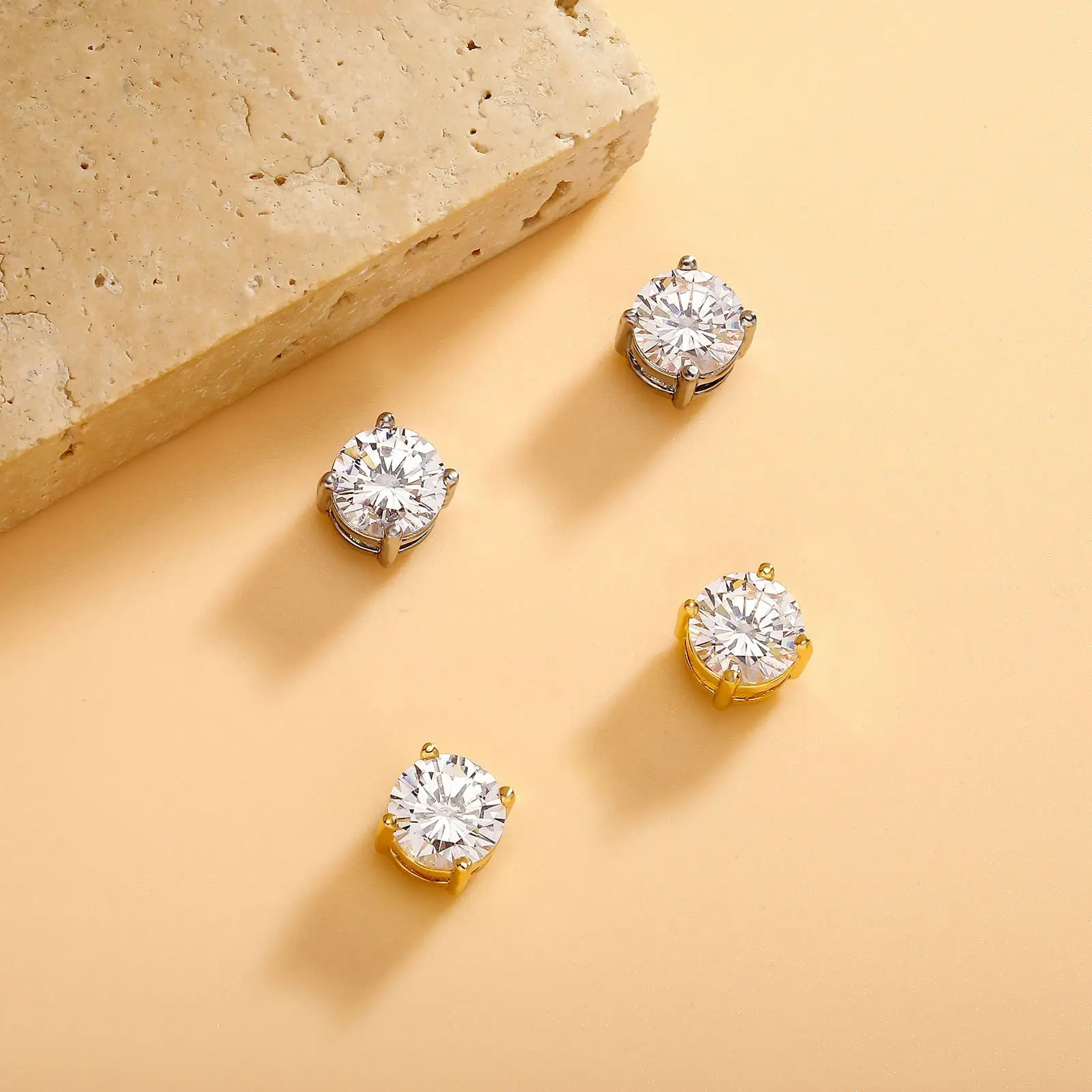 Gold-plated Micro-inlaid Round Zircon Ear Studs Earrings