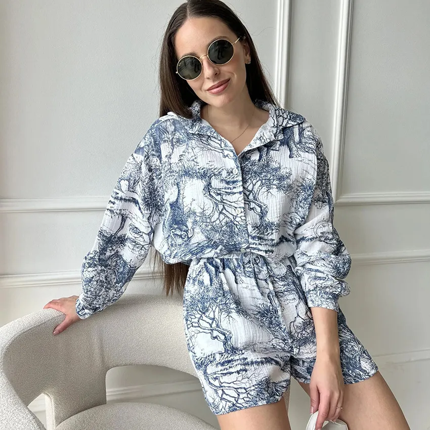 Fashion Printed Crepe Long Sleeve Shorts Two-piece Set